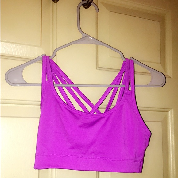 GAP Sports Bra - Picture 2 of 3